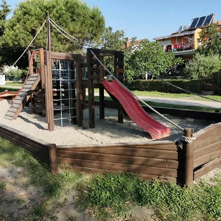 Stella Deluxe Superior 5 Star Apartment, Your Piece Of Heaven By The Sea & Park, With Sea View Novigrad (Istria)