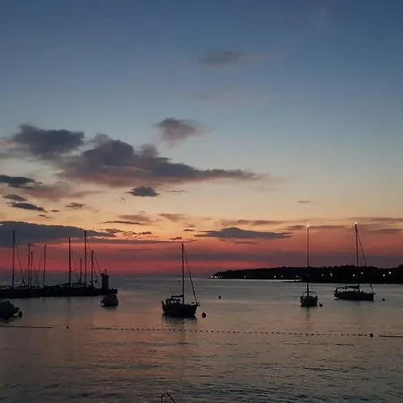 Apartment Stella Deluxe Superior 5 Star Apartment, Your Piece Of Heaven By The Sea & Park, With Sea View Novigrad (Istria)